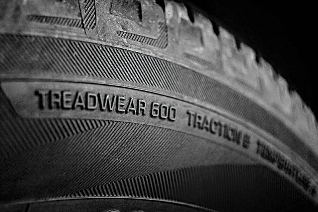 Treadwear-Goodyear-RedeTF